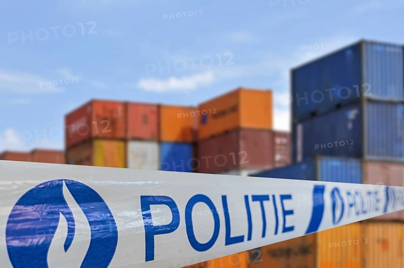 War on drugs. Politie