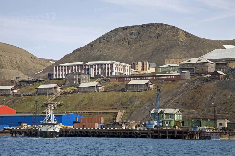 View over the Russian mining town of Barentsburg