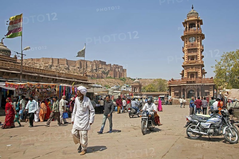 Market and Mehrangarh Fort in Jodhpur