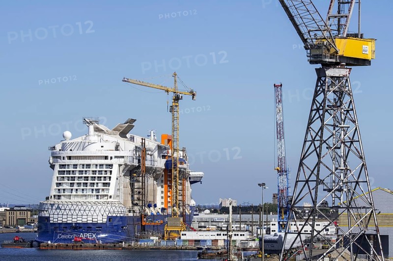 Construction of the Celebrity APEX cruise ship at the Chantiers de l'Atlantique