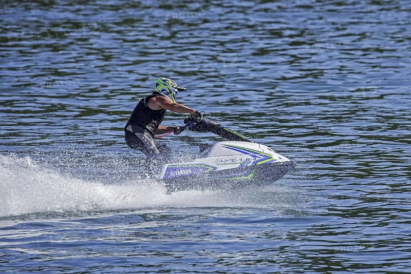 Jet ski