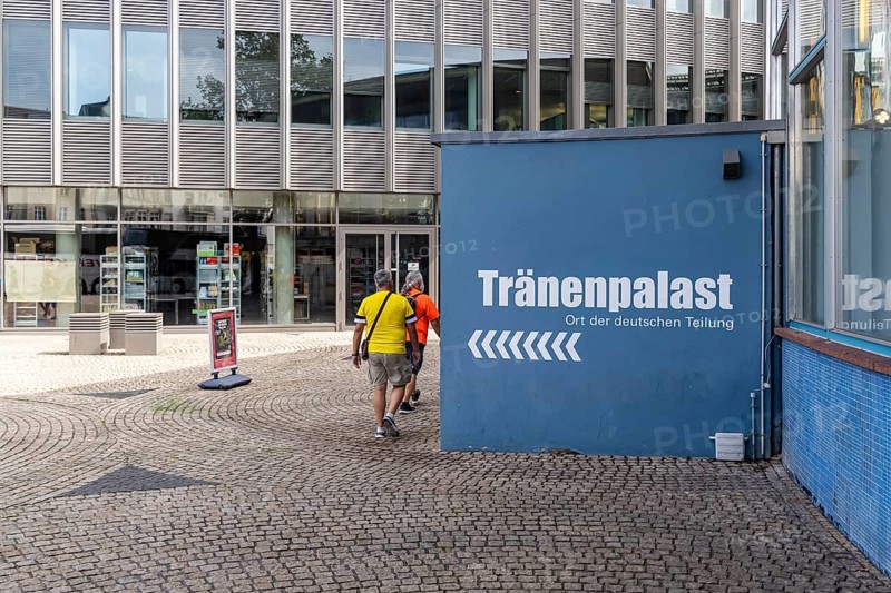 Traenenpalast
