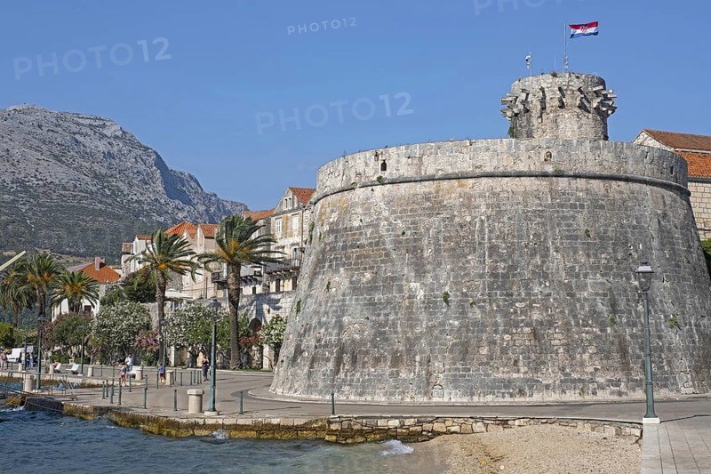 15th century Large Tower of the Governor of the Old Town along the Adriatic Sea on the island Korula