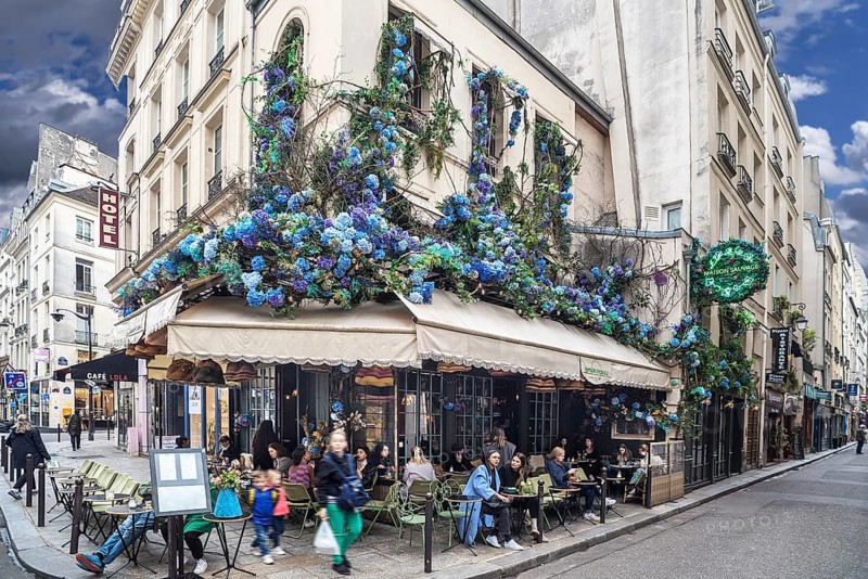 Artificial flower decoration at a bistro
