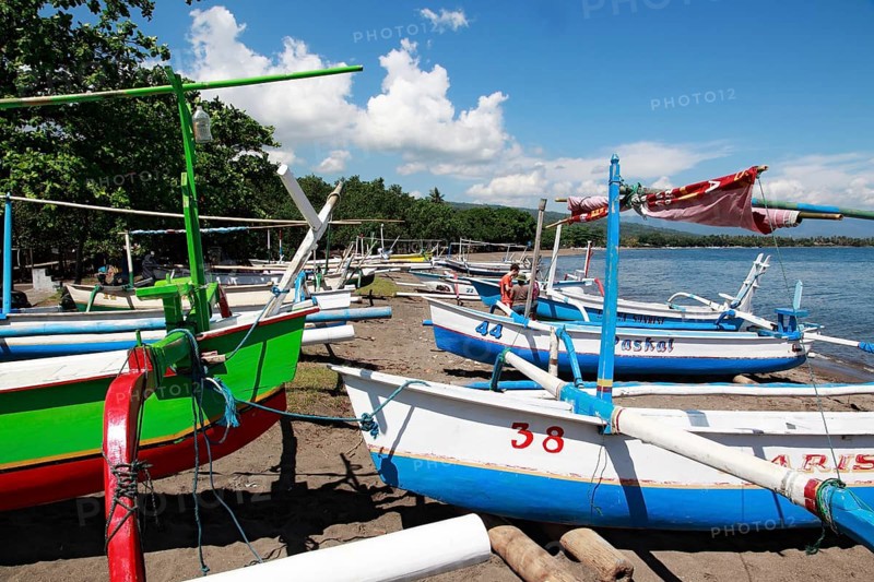 Traditional boats on Lovina beach