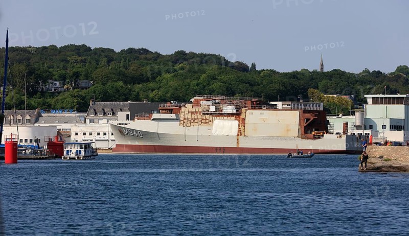 Entry into the port of Concarneau