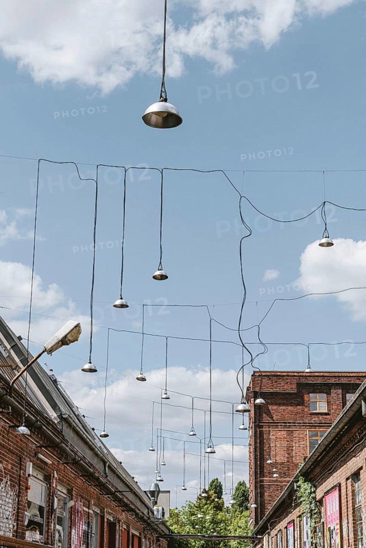 Chaotic power wiring
