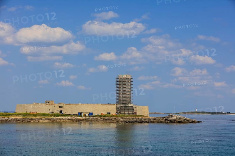 Ile Cigogne with Fort Cigogne