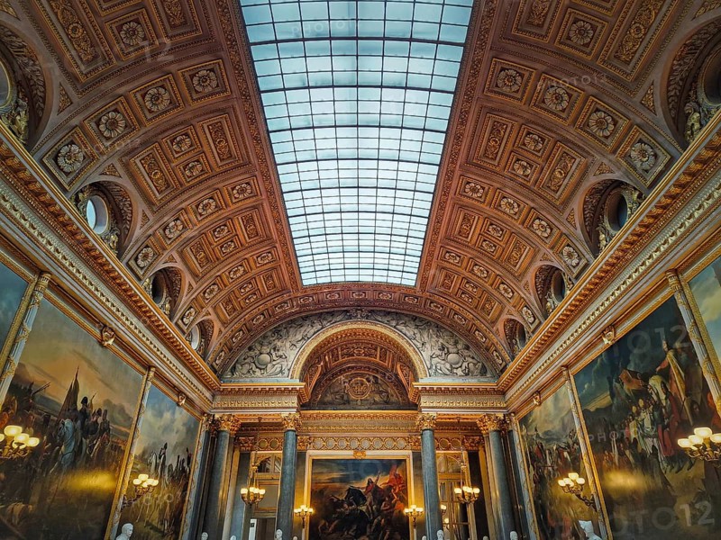 Beautiful architectural details of the Gallery of Great Battles in the palace of Versailles