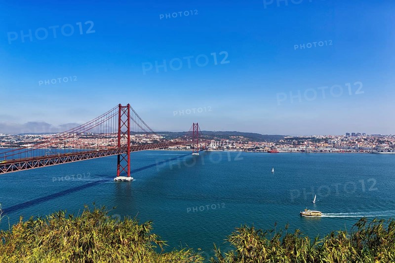Bridge of 25 April