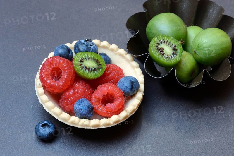 Fruit in tartlet base