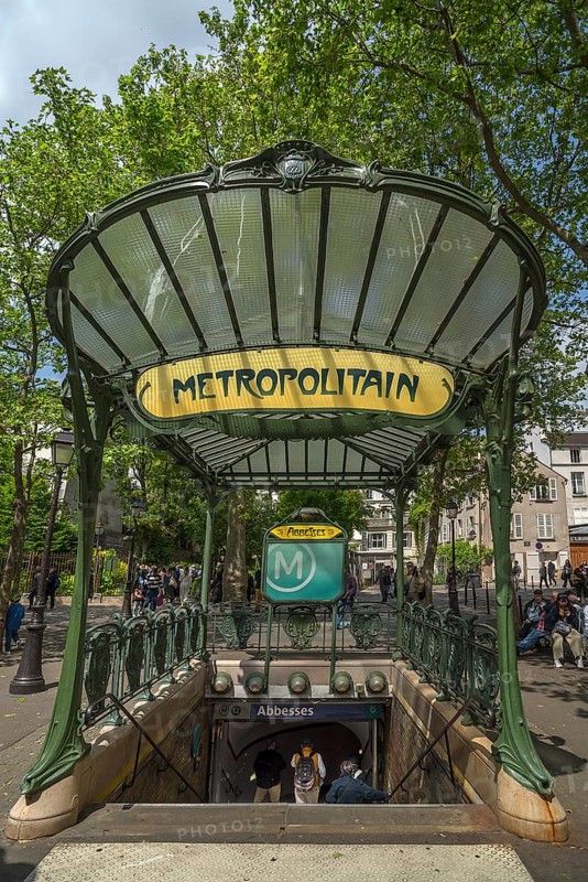 Art Nouveau entrance