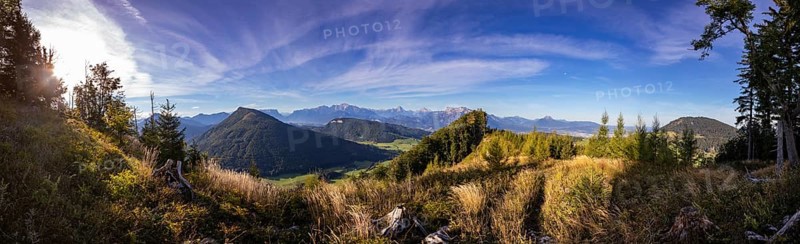 Sunrise on the Gurlspitze with a view of the Osterhorn group