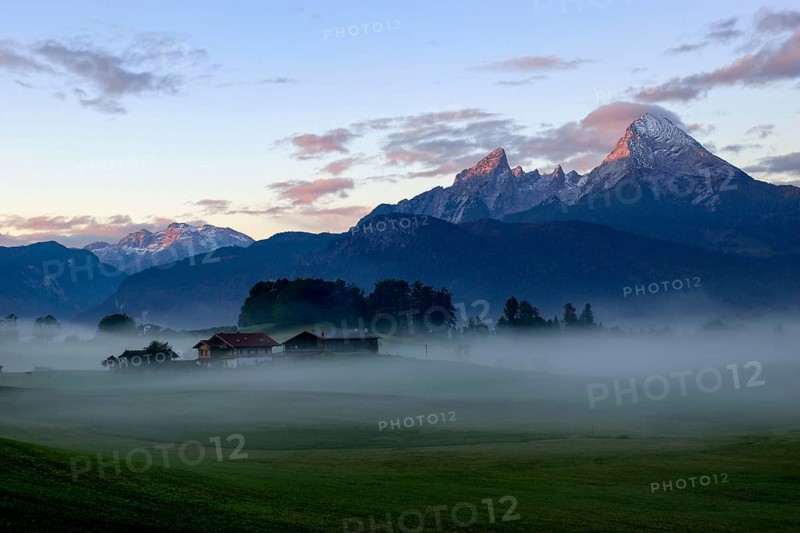 Farmhouse in front of the Watzmann at sunrise