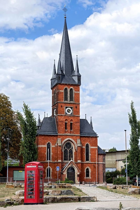 Neo-Gothic parish church of St. Lullus-Sturmius by Hugo Schneider