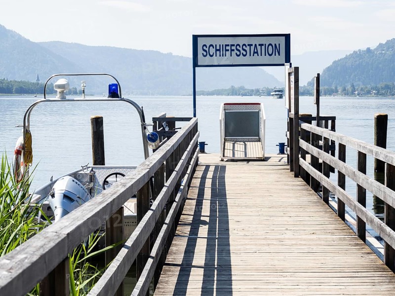 Boat landing stage