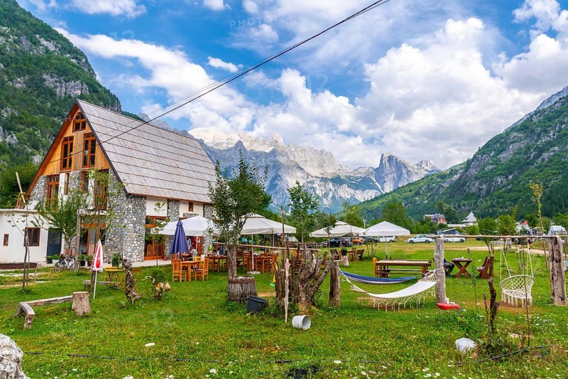Beautiful houses and cafes in the valley of Theth national park