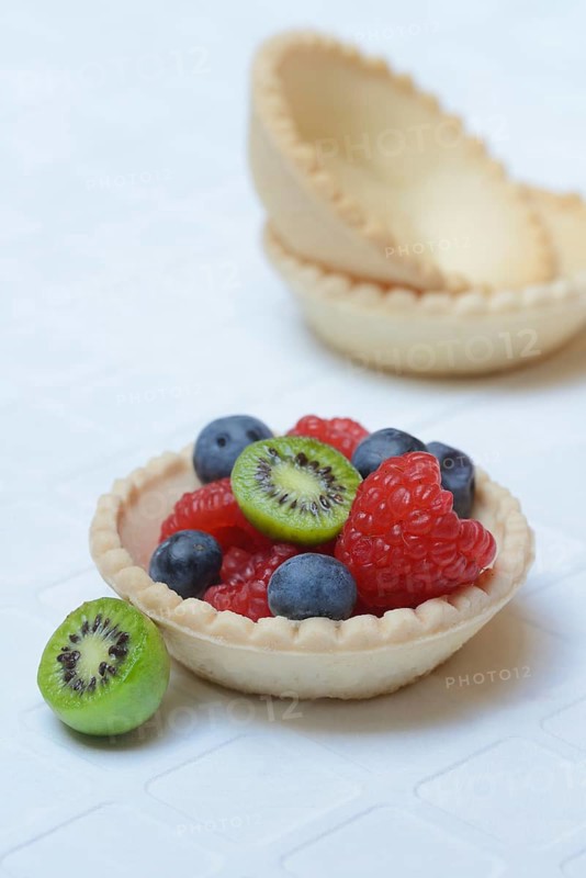 Fruit in tartlet base