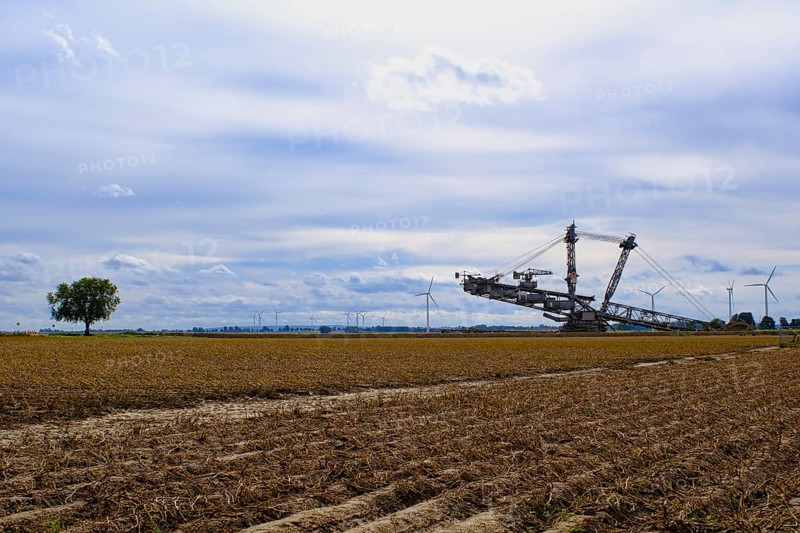 Large excavator on the edge of the Garzweiler opencast lignite mine