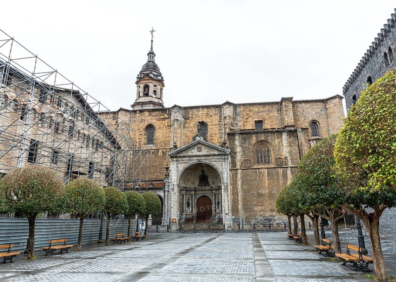 Church of Santa Maria La Real in the town of Azkoitia next to the Urola river