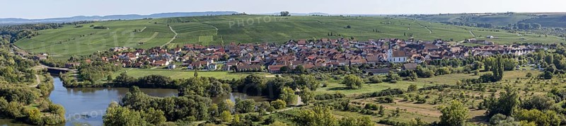 View from Vogelsburg Castle on the Main Loop