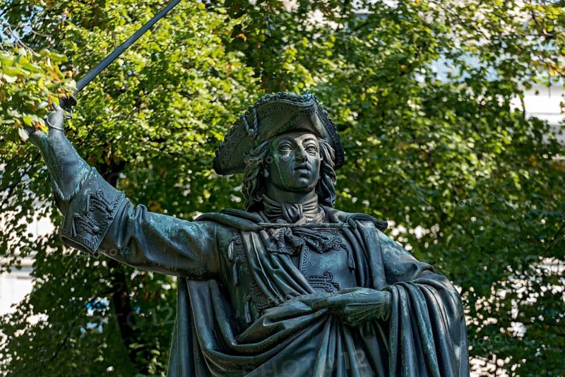 Monument to Elector Maximilian II. Emanuel of Bavaria