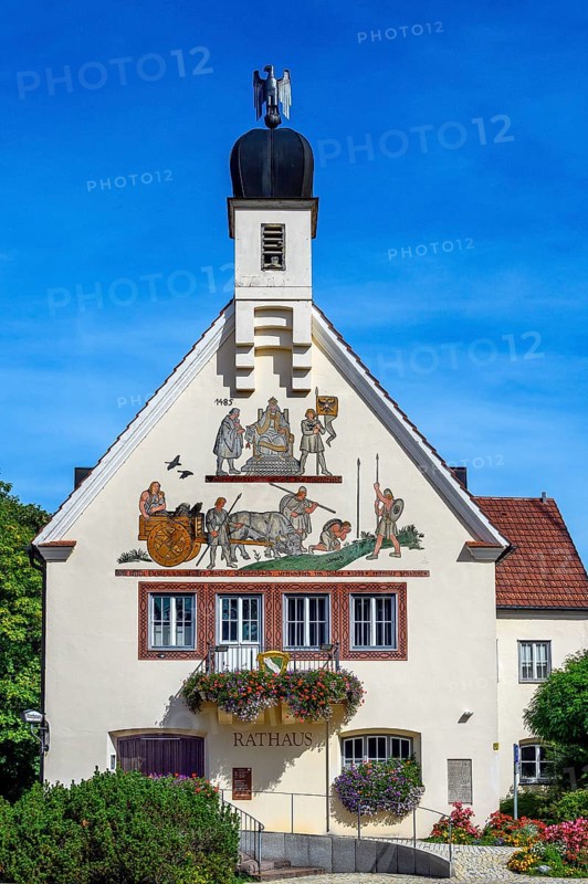The town hall facade with fresco