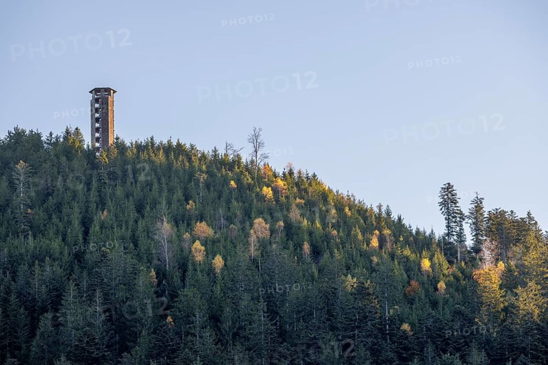Lookout tower on the Buchkopf on an autumn day