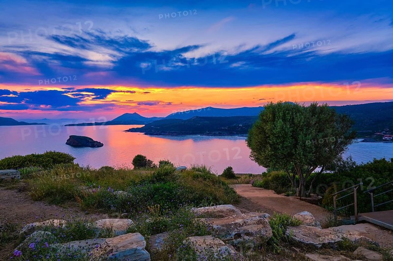 Sunset at ancient Temple of Poseidon