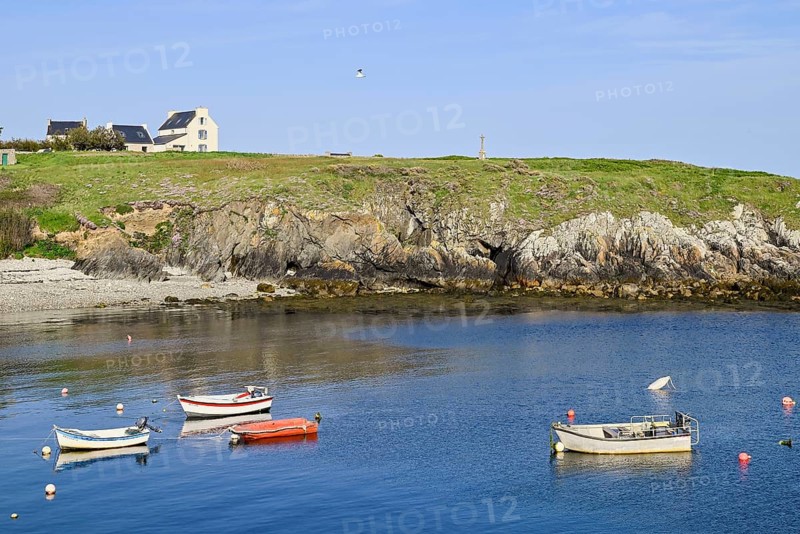 Boats in bay at Lampaul