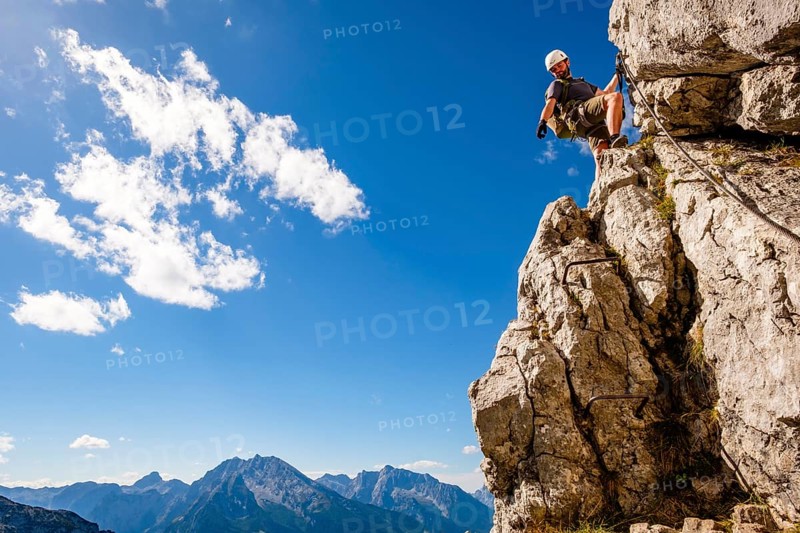 Climbers on the Mannlsteig