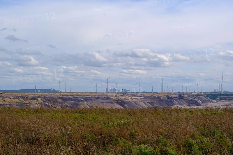 Lignite-fired power plant on the edge of the Garzweiler open-cast lignite mine