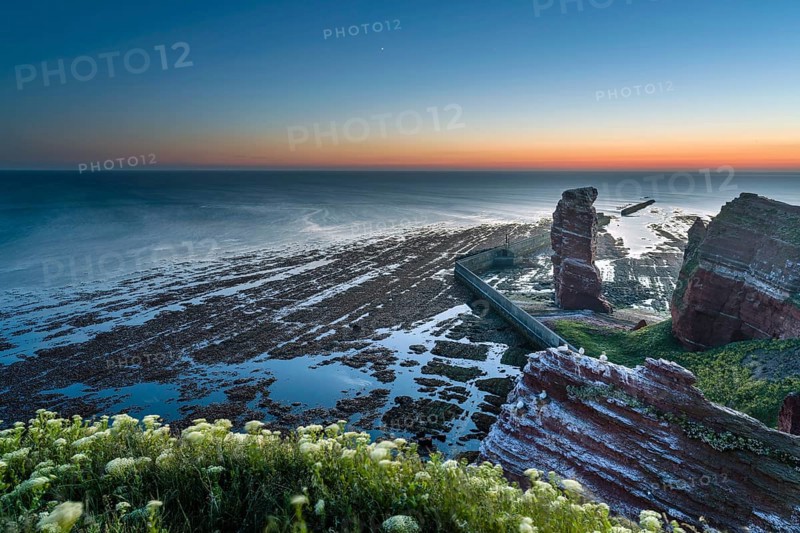 Lange Anna with cliffs on the high seas island of Helgoland