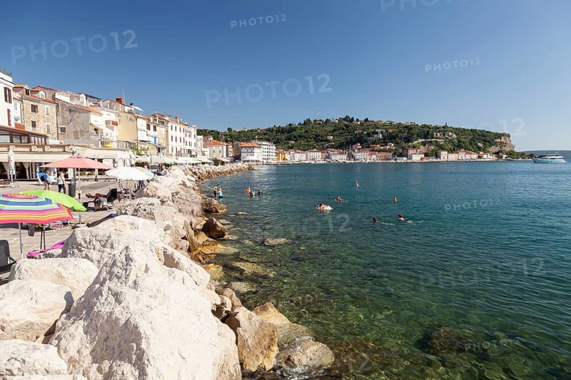 Bathers on the promenade