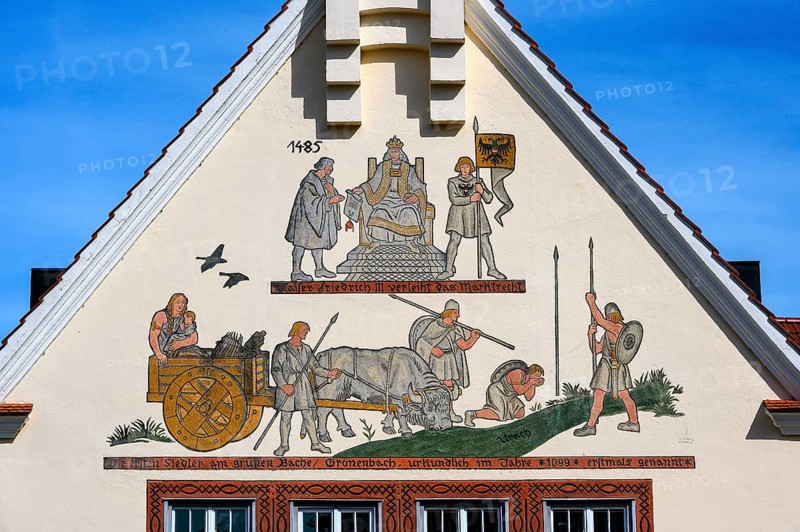 The town hall facade with fresco