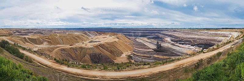 Panorama of the Garzweiler opencast lignite mine