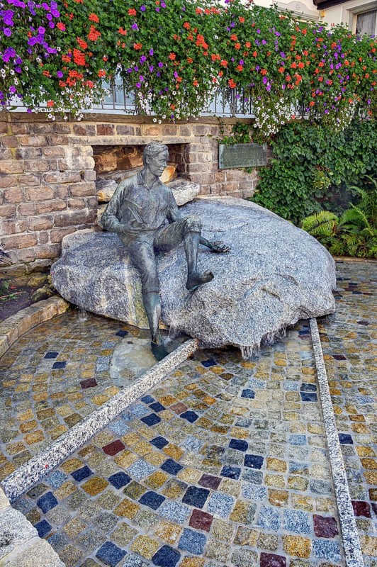 The Kneipp fountain with flower decoration