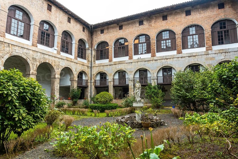 Patio of the old Santa Clara Monastery in the town of Azkoitia next to the Urola river. Founded by Don Pedro de Zuazola