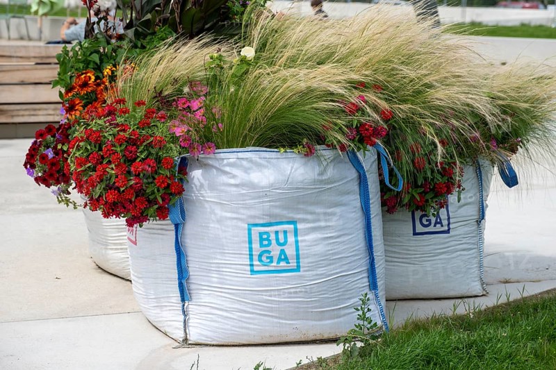 Flowers in planting bags at the Federal Horticultural Show
