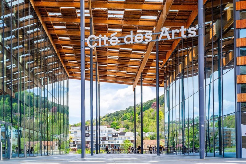 Cite des Arts et de la Culture by architect Kengo Kuma