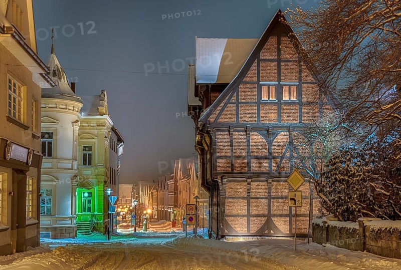 Historische Amtspforte Obernstrasse Winter Snow Stadthagen Germany