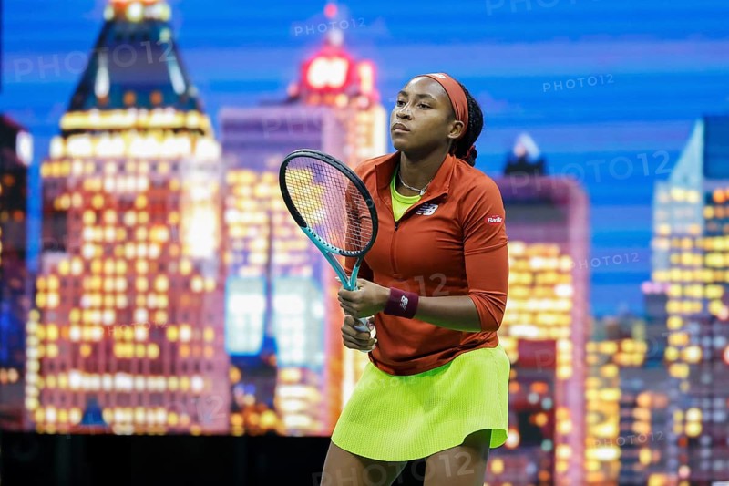 Tennisspielerin Coco Gauff USA beim Aufwaermen vor der Skyline von Manhattan bei den US Open 2023