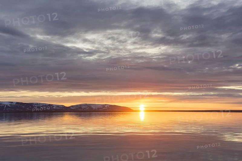 Liefdefjorden at sunset in summer