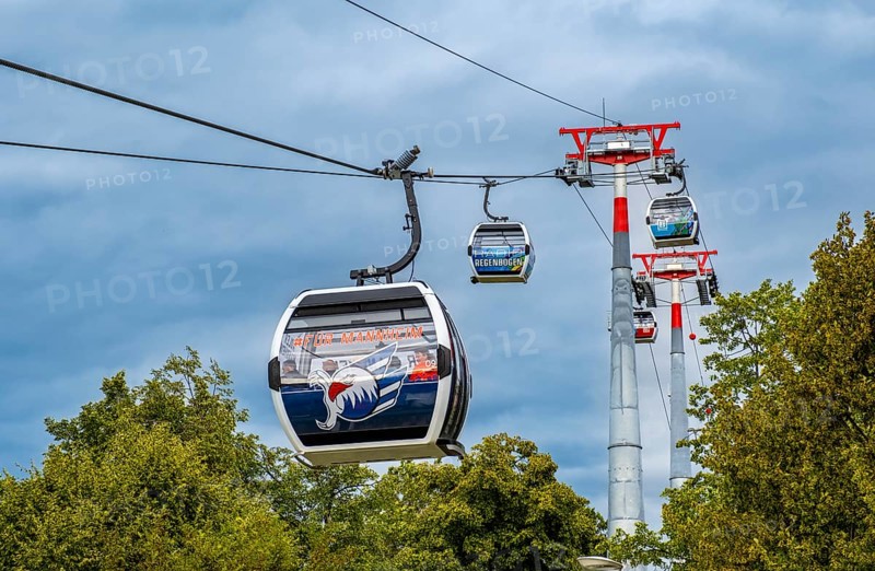 Cable car over the grounds of the Federal Horticultural Show