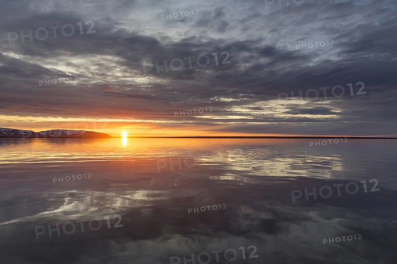 Liefdefjorden at sunset in summer