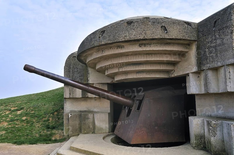 German gun in bunker of WW2 Batterie Le Chaos