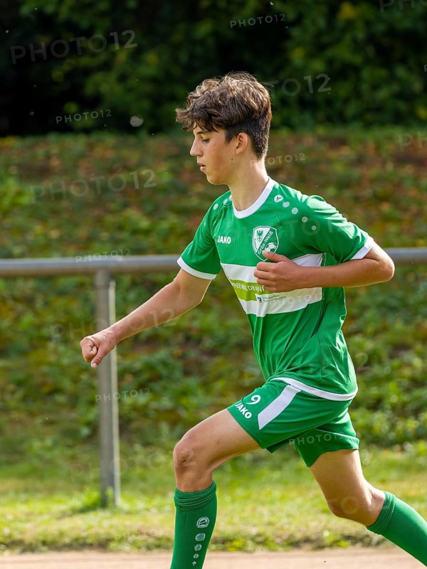 Football Youth Match and Training