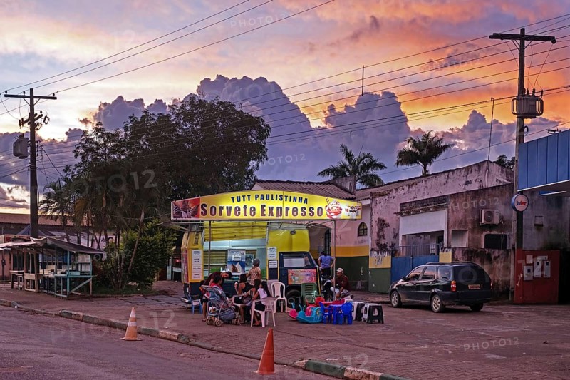 Ice cream van in the village Rorainopolis along route 174 at sunset