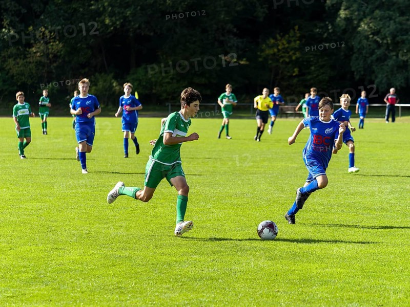 Football Youth Match and Training