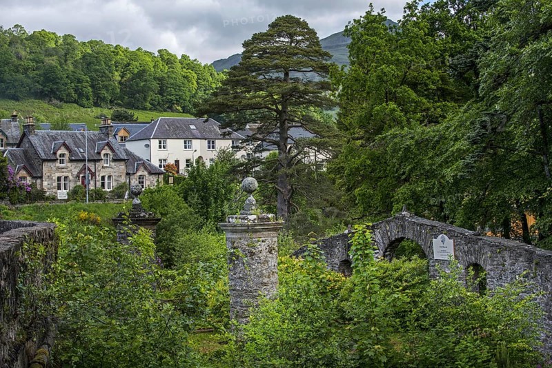 Island Innis Bhuidhe and the Clan MacNab Burial Ground in the river Dochart at Killin